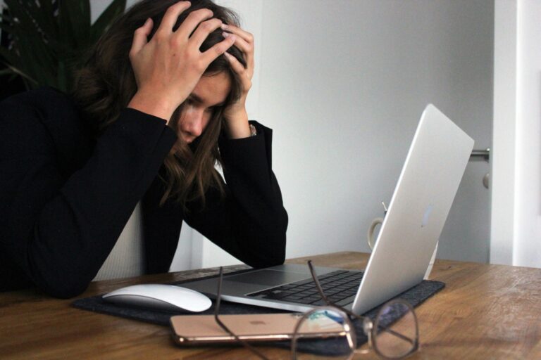 Mental Health Check-In: How to Spot Burnout Early and Protect Yourself